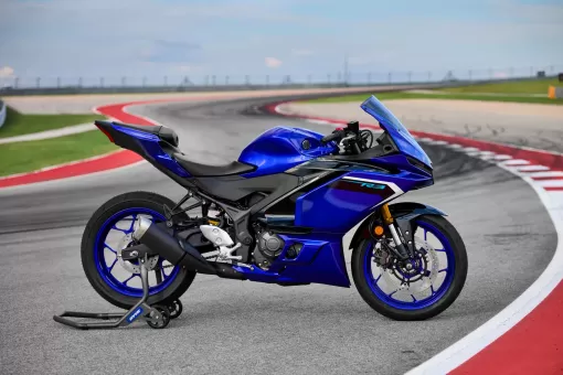 yamaha-oct24-25r3-gallery4.jpg